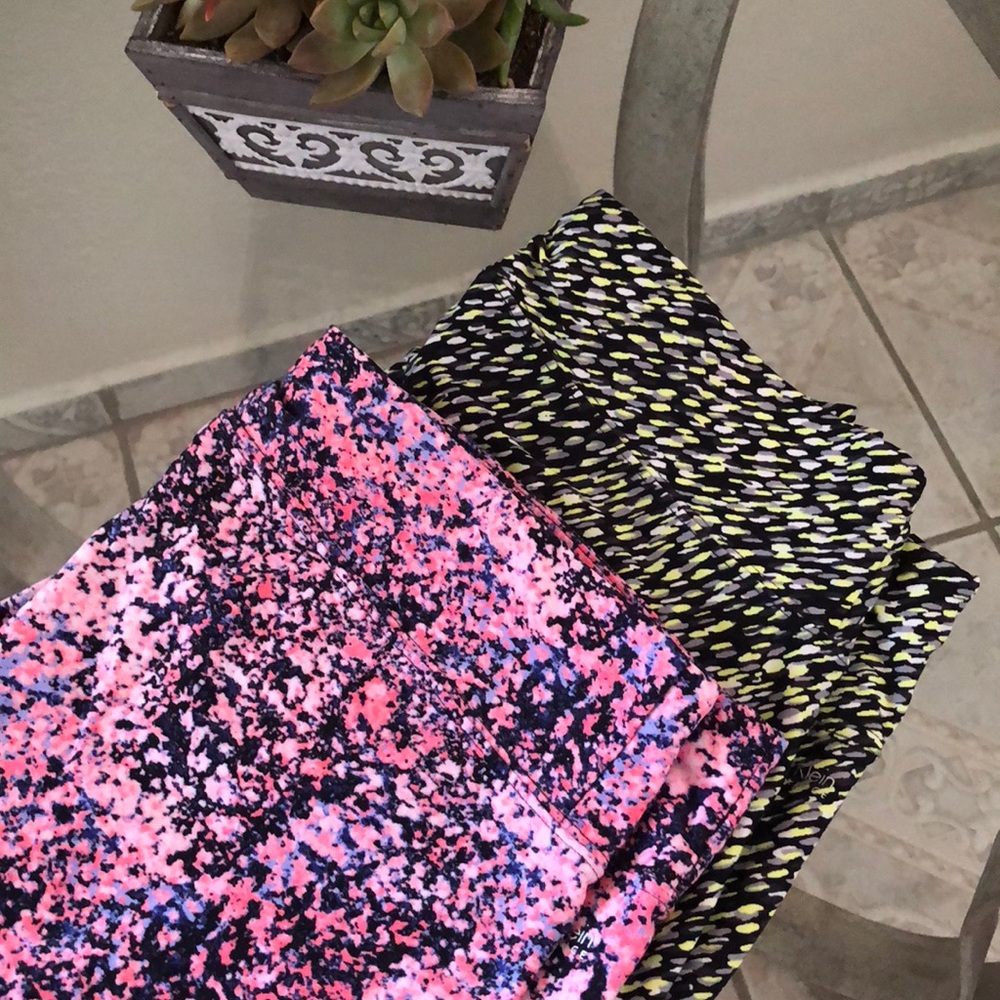2 Calvin Klein Performance Active Wear Capris